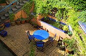  Garden, Glastonbury bed & breakfast