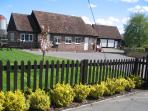 Surrey Hills self catering cottage, England
