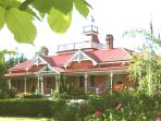 Strahan luxury accommodation in Tasmania