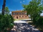 La Toraia Tuscany bed & breakfast accommodation, Italy