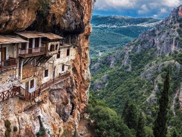 Menalon Trail guided walking holiday in Greece