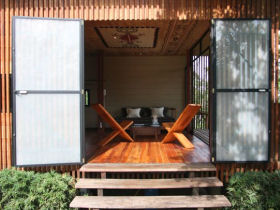 Ecuador rainforest ecolodge