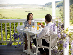 Apollo Bay accommodation on the Great Ocean Road, Australia