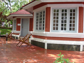 Kerala ayurveda & yoga accommodation, India