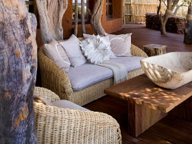 Southern Kalahari luxury safari lodge, South Africa