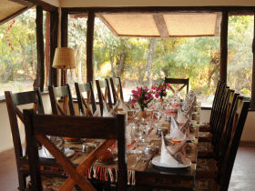 Bandhavgarh Tiger Reserve lodge