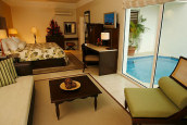 Anthurium Pool Suites