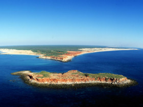Western Australia luxury wilderness camp
