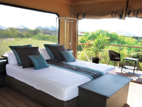 Luxury beach accommodation nr Broome, Western Australia