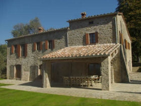 A beautiful large 18th century Italian farmhouse from pound1600 pound3150 per house per week sleeps 12
