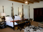Bedroom, Luxury lodge and game reserve, Cambedoo, South Africa 