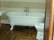 Bath, Luxury accommodation in a castle, Monselice, Italy