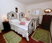 Italian self catering apartments in Perugia_bedroom