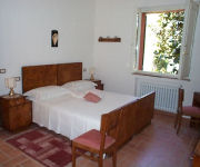 Bed, Self catering apartment in Perugia, Italy