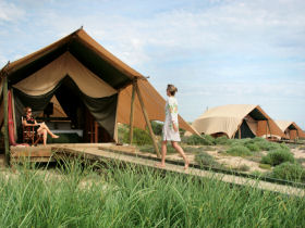 Cape Range National Park luxury accommodation, Western Australia