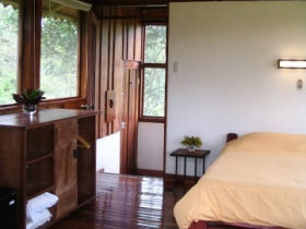 Costa Rica rainforest ecolodge