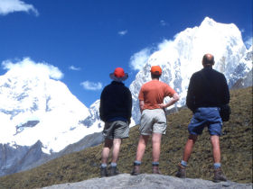Trekking and mountain biking in Peru