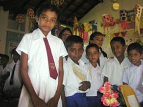 Teach children in Sri Lanka