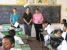 Teach children in Sri Lanka