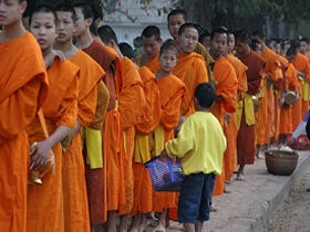 History & Heritage tour to Laos