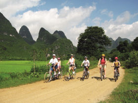 Vietnam family tour