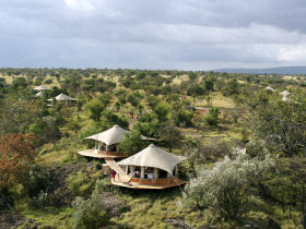 Luxury honeymoon safari in Kenya
