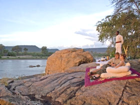 Coast and overland safari in Kenya