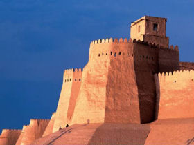 Uzbekistan cultural holiday, people of the Silk Road