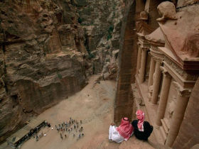 Jordan cultural tour, hosted by Bedouin of Petra
