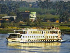 Nile river cruise, Luxor to Aswan