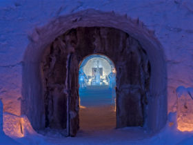 Northern lights winter holiday, Norway