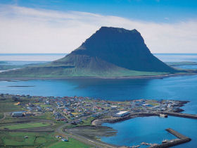 Self drive holiday in Iceland, the coast