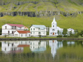 Self drive holiday in Iceland