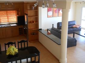 Open plan dining and lounge area