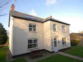 Devon self catering cottage nr Clawton