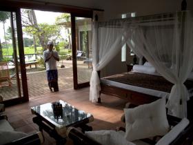 Poolside Suite