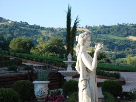 Bella Vallone Garden Views