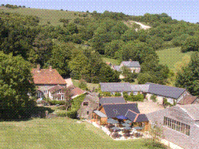 Isle of Wight self catering farm house, sleeps 10, England