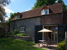 South Downs cottages, sleeps 6, England