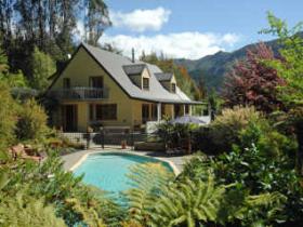 Abel Tasman luxury lodge in New Zealand