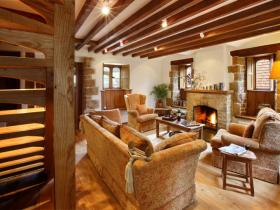 Cotswolds holiday cottages, sleeps 4, England