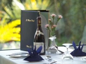 Dining at St Maur