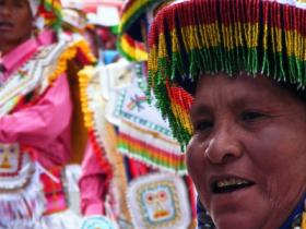 Bolivian dance - LLamerada
