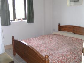 one of the king size bedrooms
