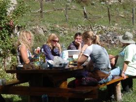 A fun lunch in the sun