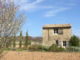 Grange in Provence