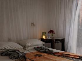 Room at Kenyaways B&B