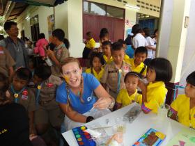 Under 18 volunteering in Thailand
