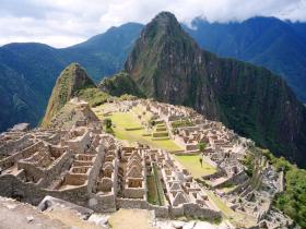 Peru youth volunteering