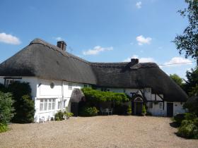 New Forest thatch cottage sleeps up to 4 , England